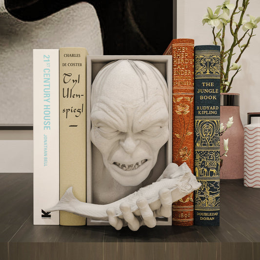 LotR Gollum Book Nook