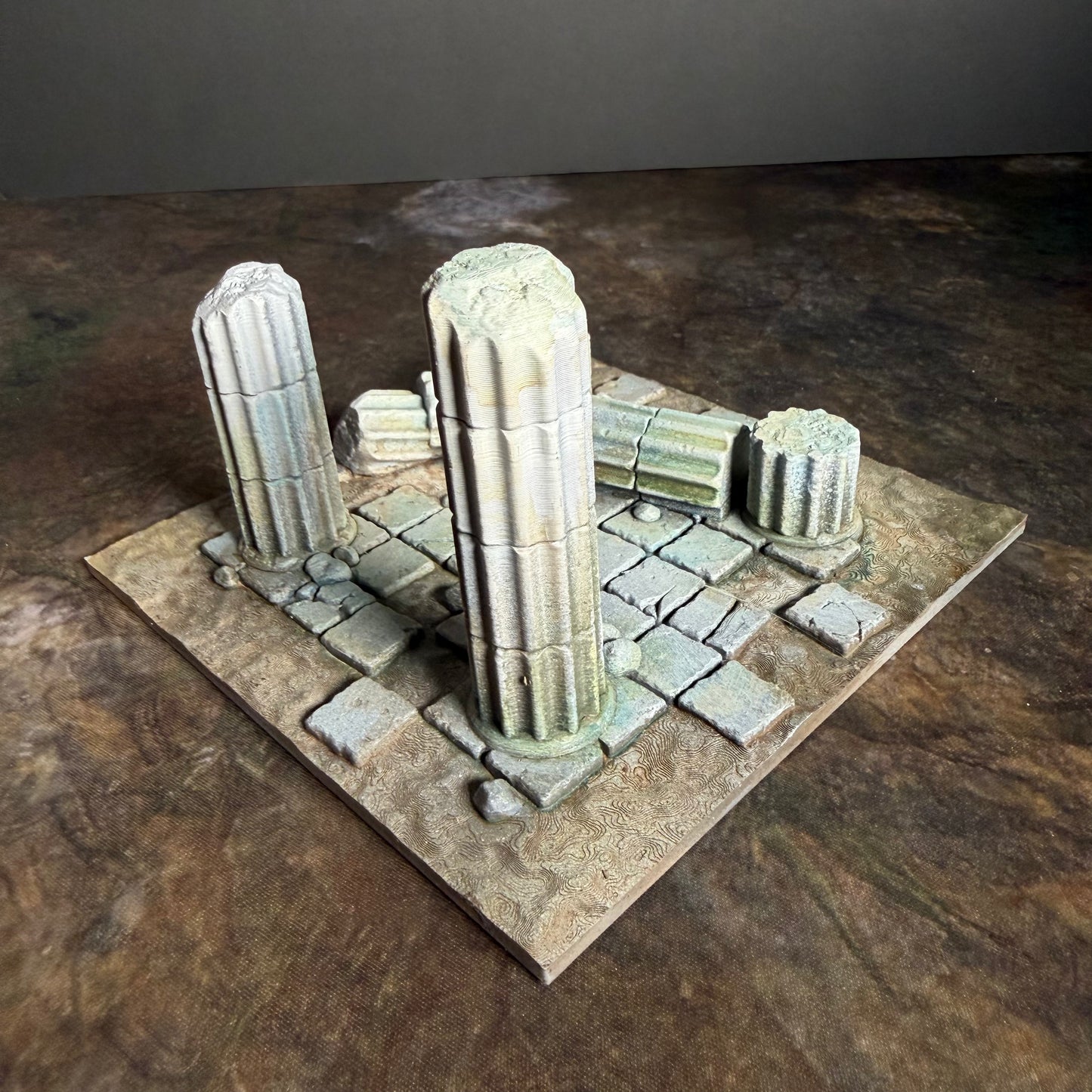 The Fallen Kingdom - 4 Ruined Columns